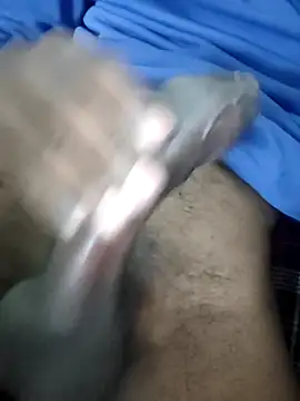 Snapshot of delhi_gigolo_5in chatting on 02-09-26, 02:15 delhi gigolo 5in online show from 02-09-26, 02:15