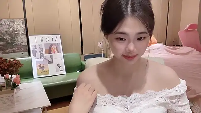 suki-1 online show from 09-26-25, 08:29