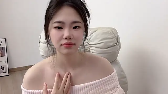 suki-1 online show from 03-16-26, 09:46