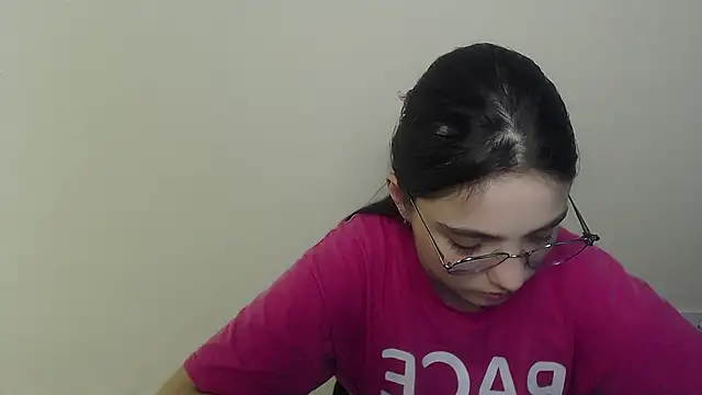 Snapshot of Sun_Shine__ chatting on 06-27-26, 10:15 Sun Shine online show from 06-27-26, 10:15