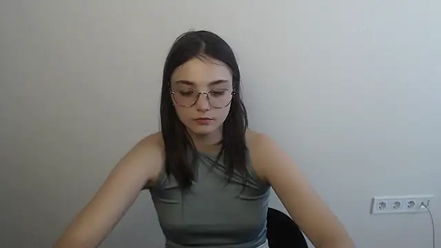 Snapshot of Sun_Shine__ chatting on 07-07-26, 06:47 Sun Shine online show from 07-07-26, 06:47