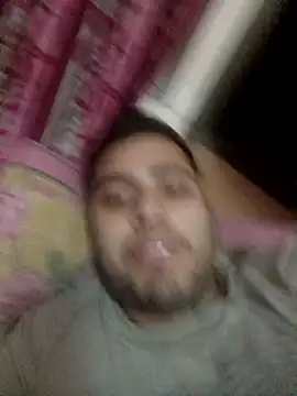 Desirock001 online show from 10-31-25, 03:46