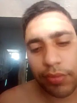 Desirock001 online show from 04-28-26, 02:38