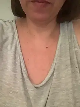 Snapshot of LupeLok chatting on 03-08-26, 06:01 LupeLok online show from 03-08-26, 06:01