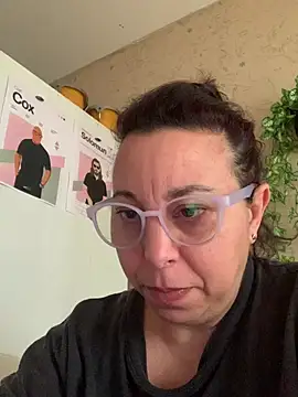 Snapshot of LupeLok chatting on 07-15-26, 04:12 LupeLok online show from 07-15-26, 04:12