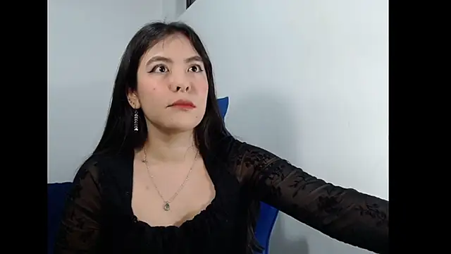 EloiseJun online show from 04-24-26, 03:42