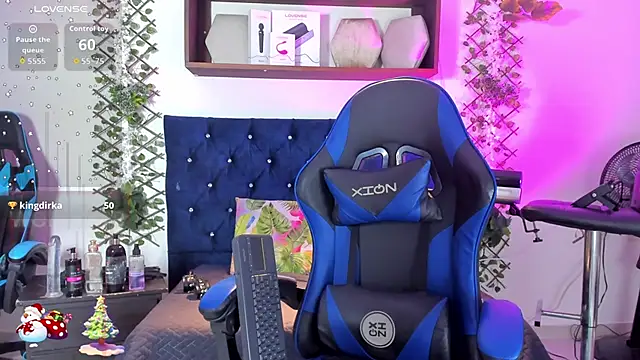 Snapshot of _taylor_black chatting on 12-01-25, 09:09 taylor black online show from 12-01-25, 09:09