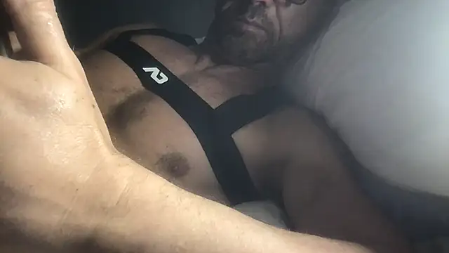 Snapshot of Zaak91190 chatting on 10-20-25, 10:16 Zaak91190 online show from 10-20-25, 10:16