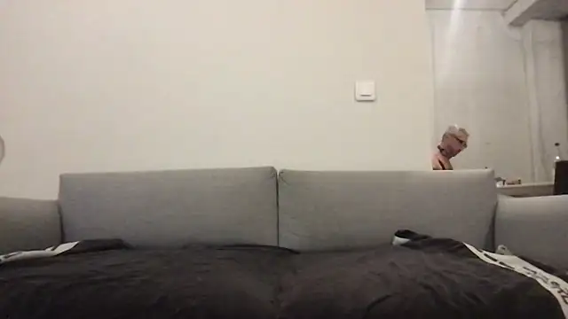 Snapshot of Zaak91190 chatting on 03-08-26, 07:17 Zaak91190 online show from 03-08-26, 07:17