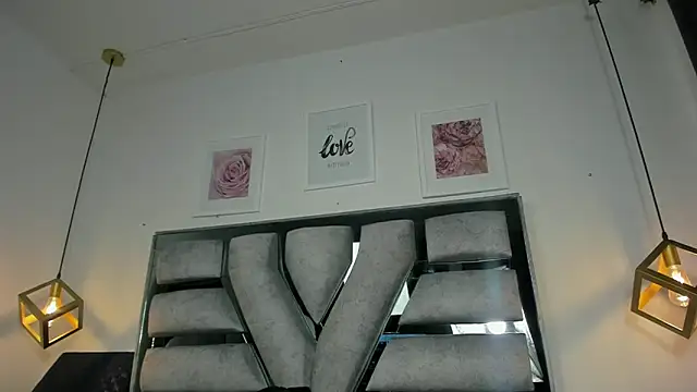 lianfox  online show from 04-29-26, 01:04