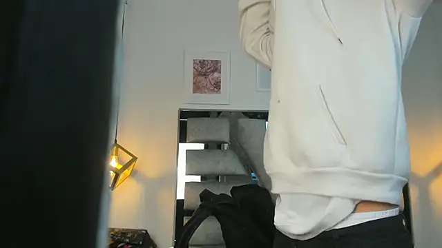 lianfox  online show from 07-11-26, 12:30