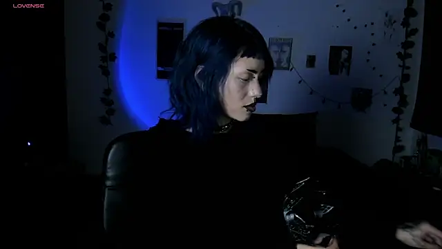 kattusauruss online show from 12-02-25, 05:46