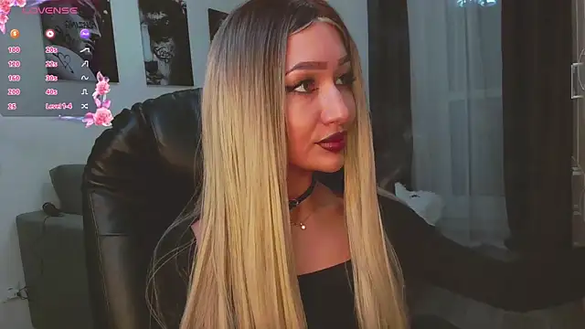 Lisa Shultz online show from 11-24-25, 01:44