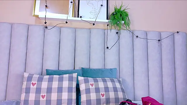 BelaMiller  online show from 10-19-25, 11:44