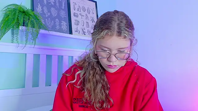 BelaMiller  online show from 11-13-25, 11:42