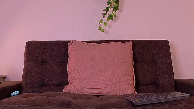 TiffValentinee  online show from 03-10-26, 08:14