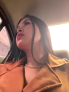 Snapshot of CrisMarulanda chatting on 10-12-25, 07:13 CrisMarulanda online show from 10-12-25, 07:13