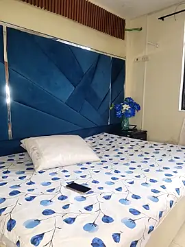 Snapshot of CrisMarulanda chatting on 11-22-25, 04:17 CrisMarulanda online show from 11-22-25, 04:17