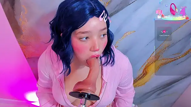 hinata dolly online show from 10-28-25, 11:25