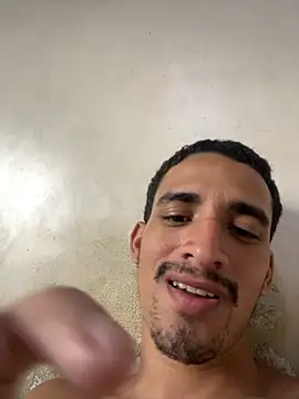 Snapshot of ikaro21 chatting on 09-11-25, 02:50 ikaro21 online show from 09-11-25, 02:50