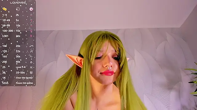 Snapshot of Molly_Platt chatting on 09-13-25, 08:14 Molly Platt online show from 09-13-25, 08:14