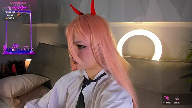 Snapshot of Molly_Platt chatting on 11-06-25, 09:21 Molly Platt online show from 11-06-25, 09:21