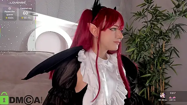 Snapshot of Molly_Platt chatting on 02-11-26, 09:25 Molly Platt online show from 02-11-26, 09:25