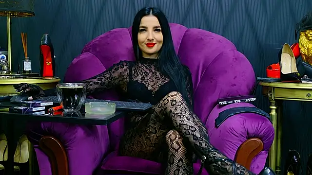 VivianReeve online show from 06-15-26, 12:18