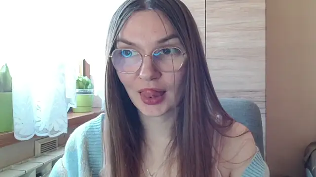 LooveELLYx online show from 04-11-26, 07:45