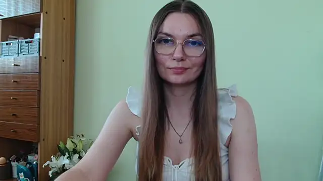 LooveELLYx online show from 06-22-26, 01:30