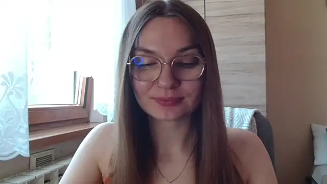 LooveELLYx online show from 07-02-26, 06:30