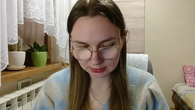 LooveELLYx online show from 07-19-26, 08:34