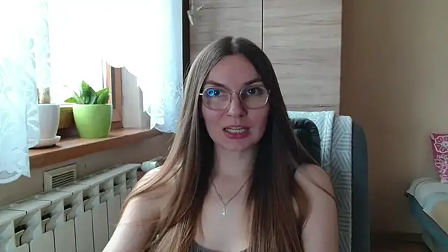 LooveELLYx online show from 07-20-26, 01:24