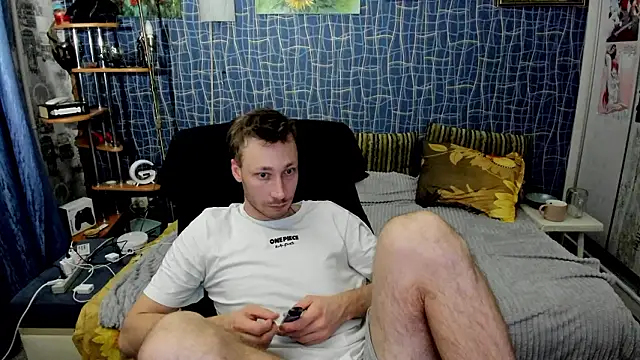 CuteBoy228 online show from 03-18-26, 06:33