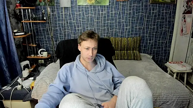 CuteBoy228 online show from 04-20-26, 06:09