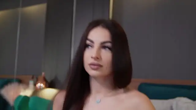 Snapshot of EmilyTrix chatting on 02-12-26, 05:46 EmilyTrix online show from 02-12-26, 05:46