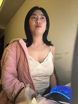 Olivia-l online show from 11-13-25, 04:28