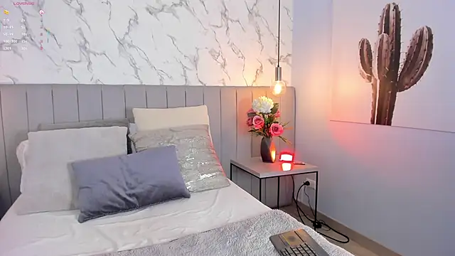 Karlla Brown online show from 04-23-26, 12:40