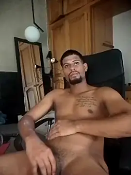 Snapshot of yurgaki_21 chatting on 03-09-26, 03:54 yurgaki 21 online show from 03-09-26, 03:54