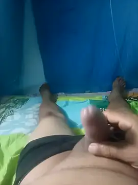 cora08 online show from 10-31-25, 09:38