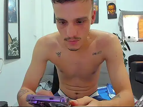 Latins Boss online show from 07-30-26, 04:28