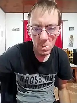 Snapshot of elpolaquin chatting on 05-15-26, 04:03 elpolaquin online show from 05-15-26, 04:03