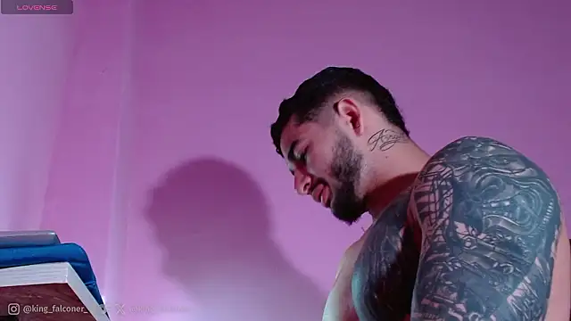 king falconer online show from 03-06-26, 07:32