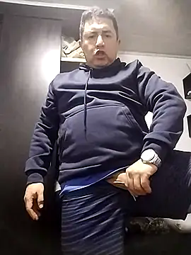 Snapshot of BigCristh79 chatting on 11-20-25, 05:07 BigCristh79 online show from 11-20-25, 05:07