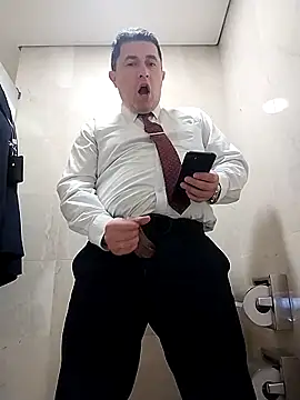 Snapshot of BigCristh79 chatting on 12-14-25, 01:16 BigCristh79 online show from 12-14-25, 01:16