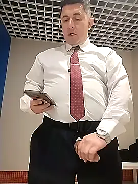 Snapshot of BigCristh79 chatting on 01-09-26, 01:52 BigCristh79 online show from 01-09-26, 01:52