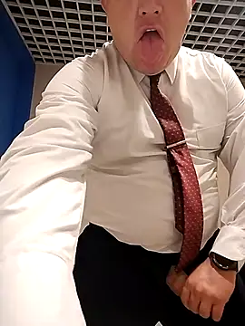 Snapshot of BigCristh79 chatting on 02-27-26, 04:45 BigCristh79 online show from 02-27-26, 04:45