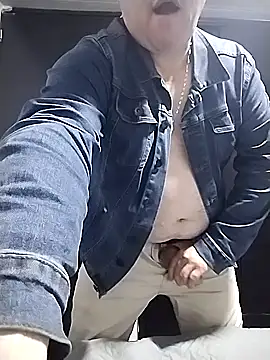 Snapshot of BigCristh79 chatting on 03-06-26, 09:00 BigCristh79 online show from 03-06-26, 09:00