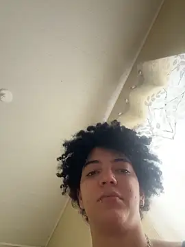 Snapshot of CamillyBlum chatting on 11-24-25, 04:40 CamillyBlum online show from 11-24-25, 04:40