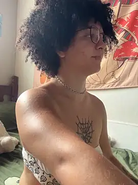 Snapshot of CamillyBlum chatting on 03-05-26, 07:43 CamillyBlum online show from 03-05-26, 07:43